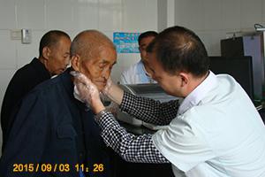 山东51漫画在线登录页面免费阅读为抗战老人李健峰免费体检