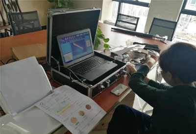 便携式51漫画网官网免费检测仪走进广西伊索投资管理有限公司