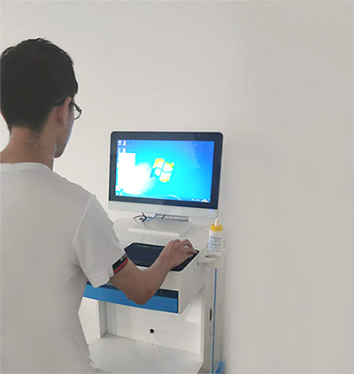 国产51漫画网官网免费检查仪之骨质疏松症是老年人常见病要提早防范