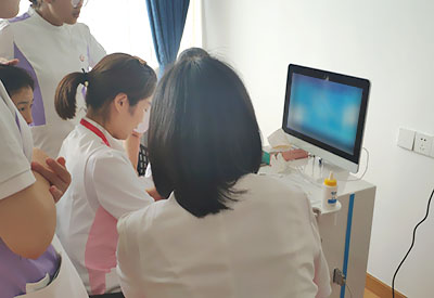 超声波51漫画网官网免费测量仪厂家GK-8000设备安装培训中